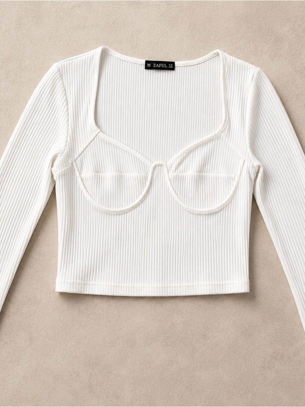 Zaful “Viral” White Corset-Style Long Sleeve Crop Top w/ Sweetheart Neckline